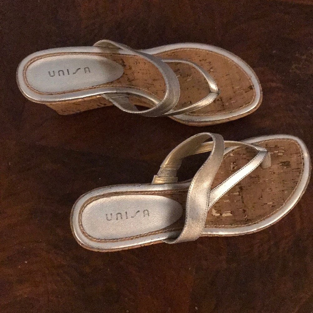 9.5 unusable cork wedge silver sandals
